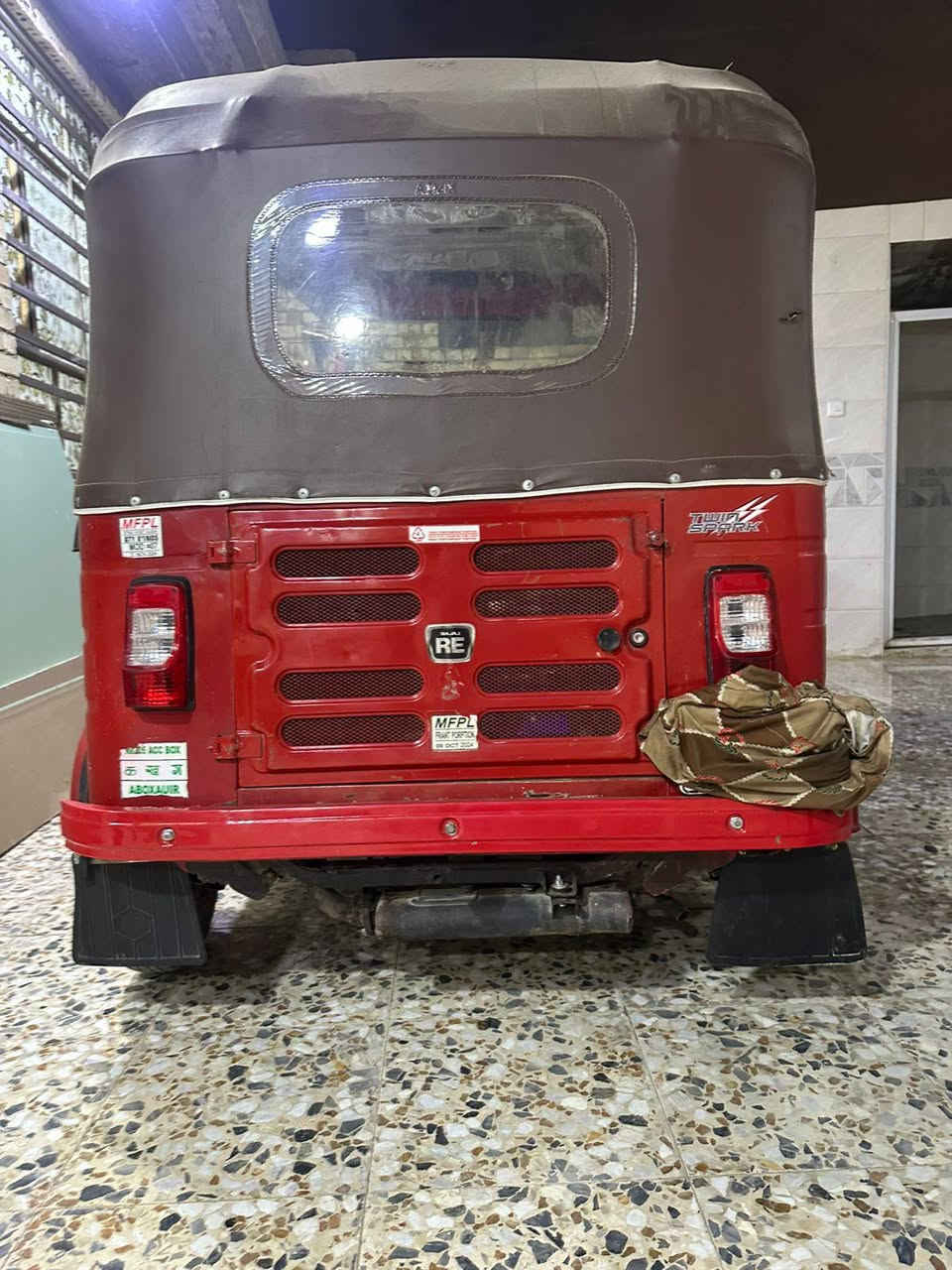 تكتك للبيع موديل 2018شهر 10 رقم وسنويه نكليوي شراي يتصل على رقم ***********
