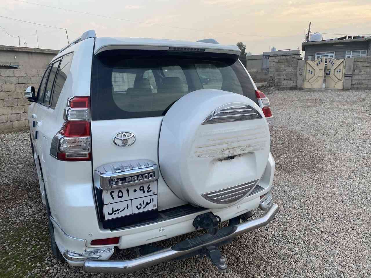 برادو للبيع موديل. محرك 4 2011 سعر 230 مجال   رقم موبايل ***********
— in Asmawah Mirza, Ninawa, Iraq.
