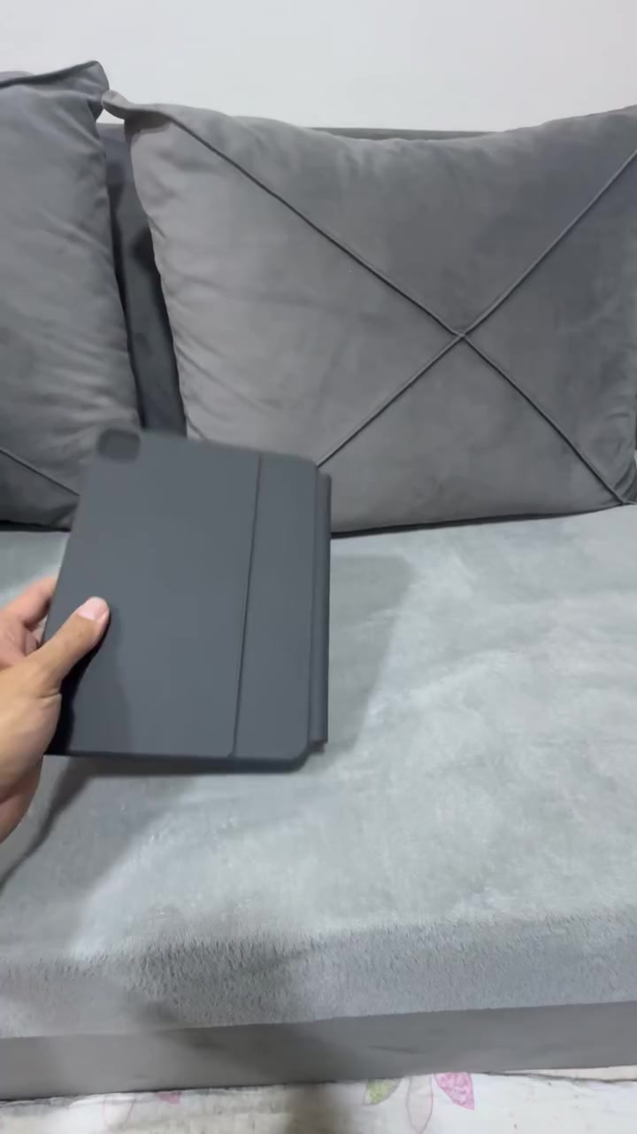 Magic Keyboard 11 inch (HOU MF 11)
Magic Keyboard 11 inch (HOU MF 11)
ماجيك كيبورد ١١ انش نوعيه ممتازه شوف كم ثمنه ع موقع ايبيه وانا حاطلك كم ثمنه بالموقع موضح بالصور ٩٠ دينار يعني رح اوفر عليك النص ورح اوضحلك شو بدعم ايبادات 
: آيبادات قياس ١١ انش مثل آيباد اير m2 و ايباد اير الجيل الخامس … نوعيه ممتازة وأداء رائع للبيع فقط ب ٥٥ شامل التوصيل لاي مكان


**إذا كنت صاحب هذا الإعلان وتريد حذفه لأي سبب، رجاءا أرسل رسالة إلى الدعم الفني**