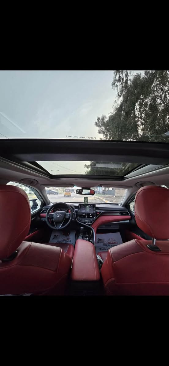 كامري 2022 xse 6V فول مواصفات ابيض صدفي تو كلر فتحه
ميحتاج اكللكم المواصفات معروفه هاي الفئه سياره بيها فقط ربع بنيد فقط سياره نضيفه الاستفسار ***********
سعر 250 وبيها مجال قليل مكان سياره بغداد
