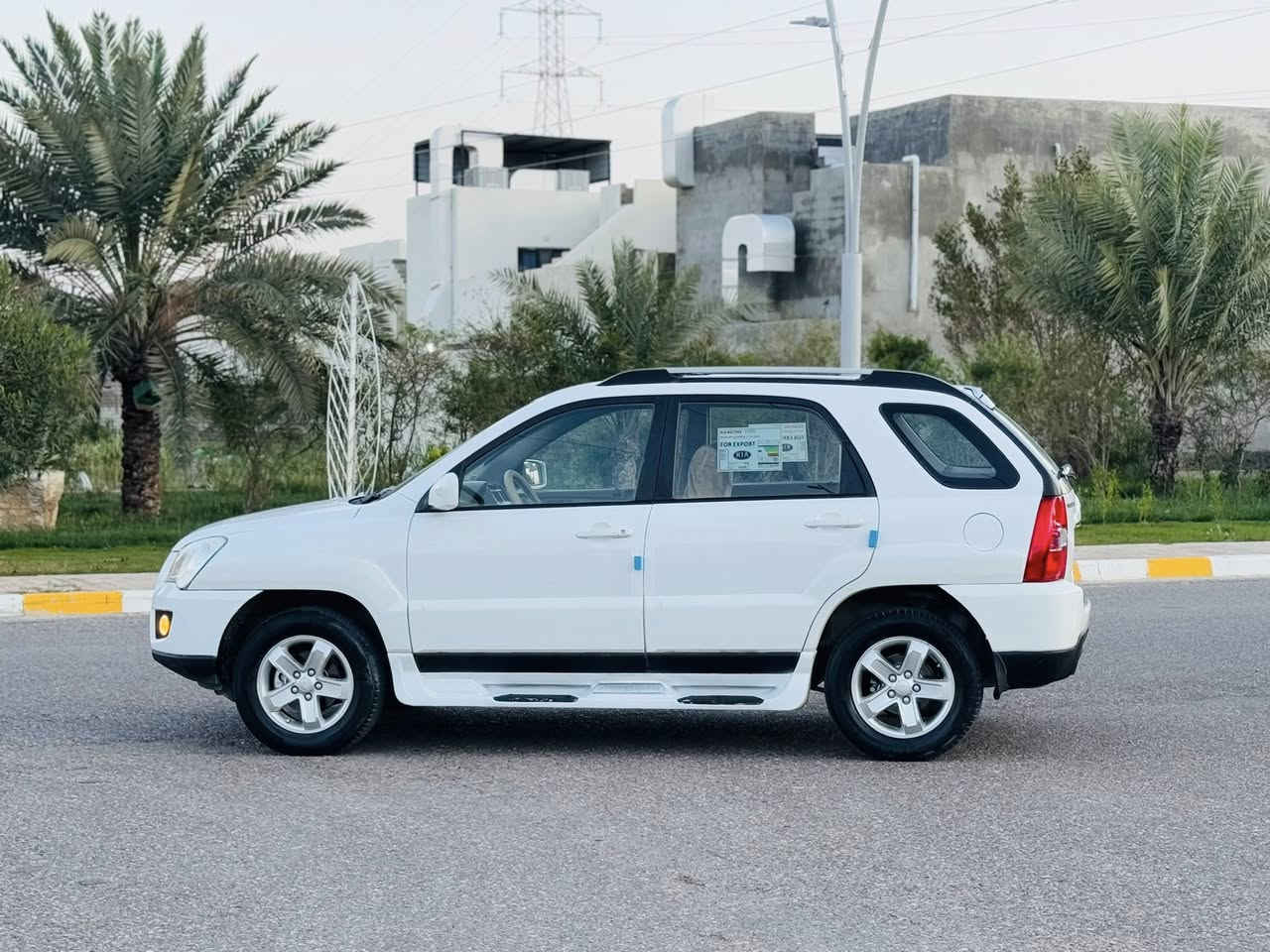 للبيع...نقد فقط  اعتذر عن الاقساط
بسعر 115$وبيه مجال بسيط
سبورتج 2009خليجي ابيض ثلجي 

رقم سليمانيه دولي سنويه وهزه كلها جديده 
شرط التحويل والغرامات 
✳️محرك 2000/دوش شرط لاتبخير ولاتنقيص 
✳️كير اتوماتيك بدون اي عيب مال بيت"
تدفئة /تبريد/كهربائيات/صدر/تايرات/كلها مكفوله 

🚘سياره جاهزه شرط برغي ما ناقصها Ⓜ️
✅سياره بيها ربع بالبونيد اثر نكراش فقط بدون اي حادث السونار مع الصور Ⓜ️

السعر 115$💸

تايرات 4️⃣ جديدة 🆕 
صدر امامي خلفي كلا جديد 🆕 
مكان السيارة صلاح الدين تكريت الديوم
رجاءً ما أقفل سعر بالتلفون تعال وتدلل 

للاستفسار***********
08719807351
