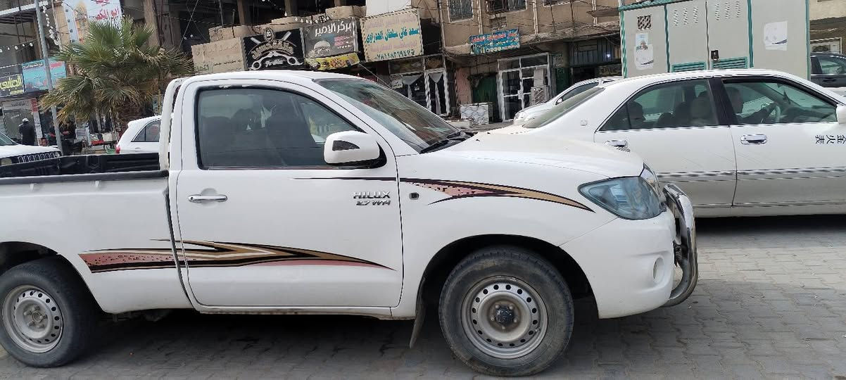 سلام عليكم فلاونزه تك البيع الموديل 2009سعودي السعر 115وبيها مجال المكان النجف الرقم بابل نكليزي الستفسار على الرقم ***********
