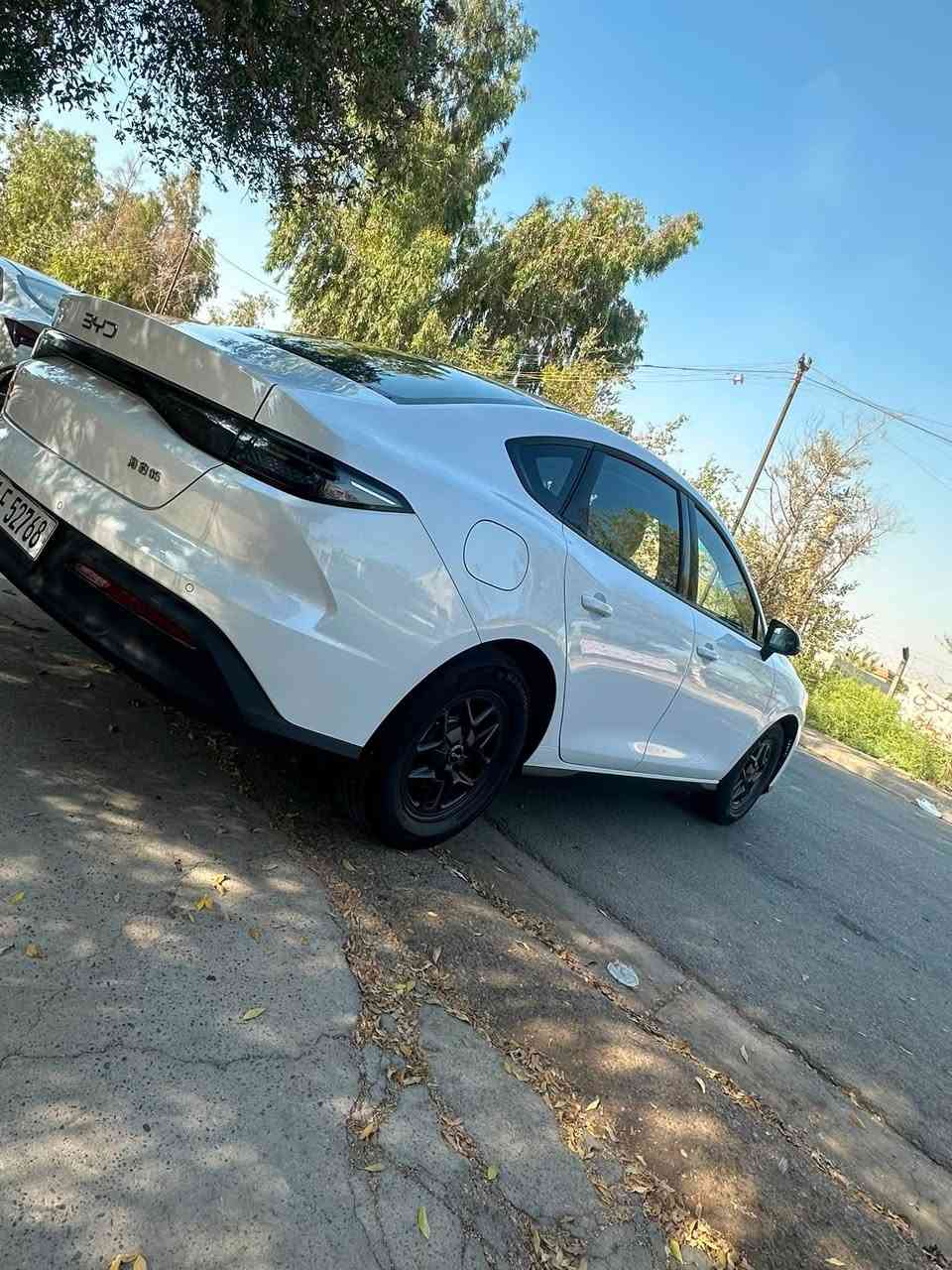 سيارة BYD 2025  ماشيه 4 الاف مكفوله كفاله عامة بعدها على وضع الشركه سعرها 19 مليون و800 ألف دينار عراقي للاستفسار اكثر اتصل على (***********)
