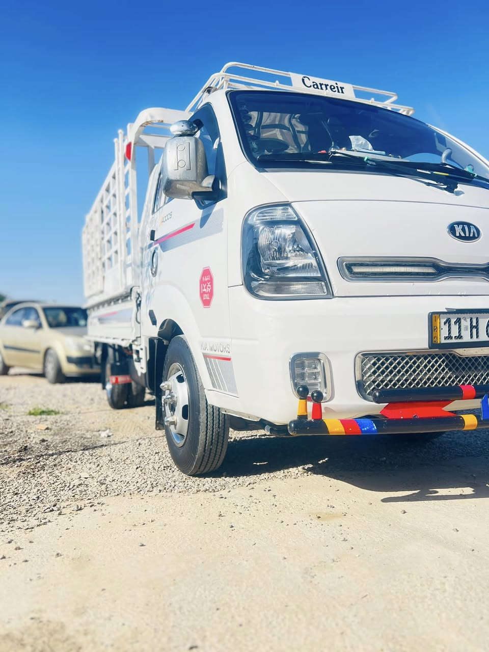 السلام عليكم ورحمة الله وبركاته 

للبيع

كيا فحل &2021 

مكلف ب النشر 

صاحب السياره & ‭0771 825 0811‬
