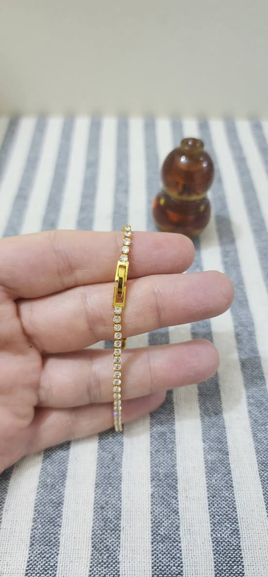 شلعة الكل قفل ب ١٥ الف و التوصيل ٥ الف ووياهن مجموعة قطع ملابس هدية


**إذا كنت صاحب هذا الإعلان وتريد حذفه لأي سبب، رجاءا أرسل رسالة إلى الدعم الفني**