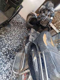 ماطور شحن • بدون بطاريات • كوم حديد