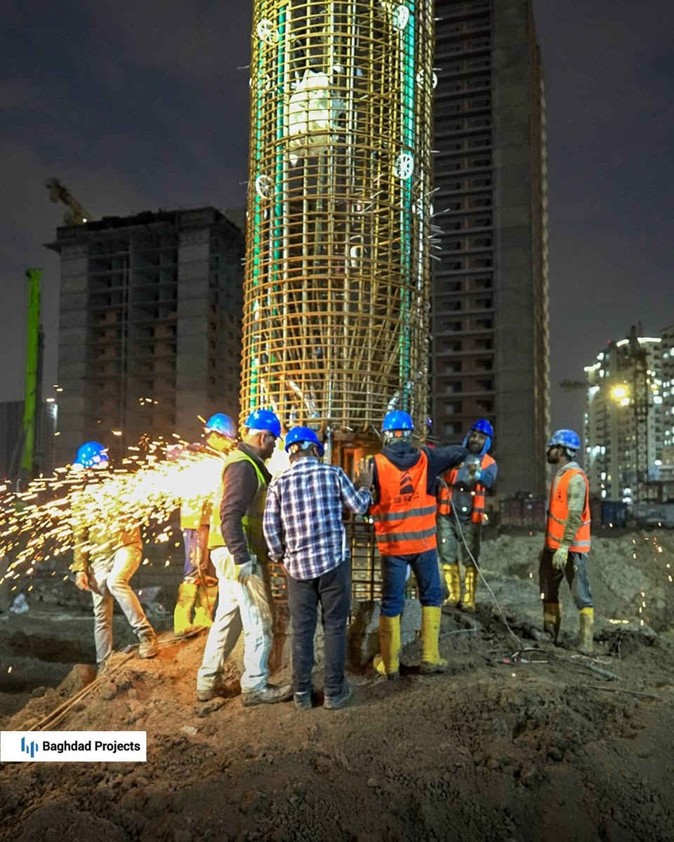 لأول مرة في العراق إنجاز هندسي تاريخي في قلب العاصمة  بغداد ..... مع اكتمال اول فحص عالمي لتأمين أساسات مشروع دراغ تاورز ...... اعلى برجين توأم بتصميم ايقوني مستوحى من الزقورة في العراق بإرتفاع شاهق يصل الى 60 طابق ......☆☆☆☆☆.

حيث اكتملت الركائز الخرسانية لأول برجين التي يصل عمقها الى ( 40 متر ) و بقطر ( متر و 50 سم ).

و اصبحت الأبراج جاهزة للأرتفاع بعد ظهور نتائج أول فحص O-Cell عالمي الذي اثبت كفاءة و قدرة الركائز على دعم ثبات و استقرار الهيكل و تحمل وزن الابراج الهائل بالاضافة الى مقاومتها لكل من الزلازل و الرياح القوية.

و تكمن اهمية هذه الفحص الهندسي انه ينجز لأول مرة في العراق لضمان ثبات هذا الصرح العملاق و الذي تم تنفيذه بواسطة كل من الكوادر اجنبية و العراقية الوطنية وفق معايير عالمية.

و الذي تم من خلال زرع مستشعرات داخل الركيزة تقوم بالضغط بقوة توازي وزن البرج الفعلي، مما يعطي نتائج دقيقة ومضمونة 100%.

و ليس تقريبية كما يحدث مع طرق الفحص التقليدي المتعارف عليها بتحميل الكتل الخرسانية فوق الركيزة.

و يقع مشروع دراغ تاورز بالتحديد في منطقة المنصور -  البيجية و يتضمن 4 ناطحات سحاب ايقونية بتصميم مستوحى من الزقورة مع خدمات متكاملة حولها من مساحات خضراء و نادي رياضي و سوبر ماركت و مسابح و متاجر و مطاعم و مقاهي بالاضافة الى مواقف سيارات واسعة.

و ان شاء الله القادم أفضل لبغدادنا الحبيبة و اهلها الطيبين...

#Baghdad_Projects 
#مشاريع_بغداد 
#Iraq
#Baghdad
#العراق
بغداد


**إذا كنت صاحب هذا الإعلان وتريد حذفه لأي سبب، رجاءا أرسل رسالة إلى الدعم الفني**