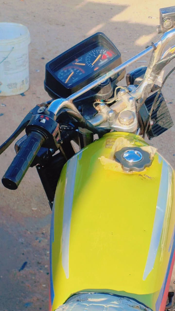 سلام عليكم دراجه سيفان 5كير كلك دراجه كامله كهرباءيات كله شغاله مكينه نكره سلف جيس مكاني كربله طريق كربله نجف عمود1175سعر 500قفل رقمي ***********
