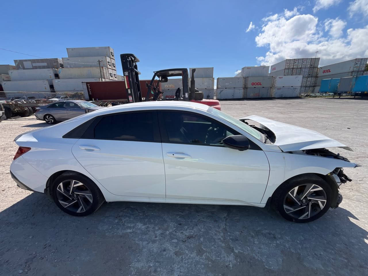 هونداي ألـنـتـرا 2025 بانزين 

ماشيه 3 الاف ميل فقط شبه زيرو

حادث واحد فقط بدون سوابق

وصلت في المنطقة الحرة - عمّان 

للبيع بالحرة او واصل للعراق بسعر مناسب 

---------
للتواصل واتس اب او اتصال
 00962786615858


**إذا كنت صاحب هذا الإعلان وتريد حذفه لأي سبب، رجاءا أرسل رسالة إلى الدعم الفني**