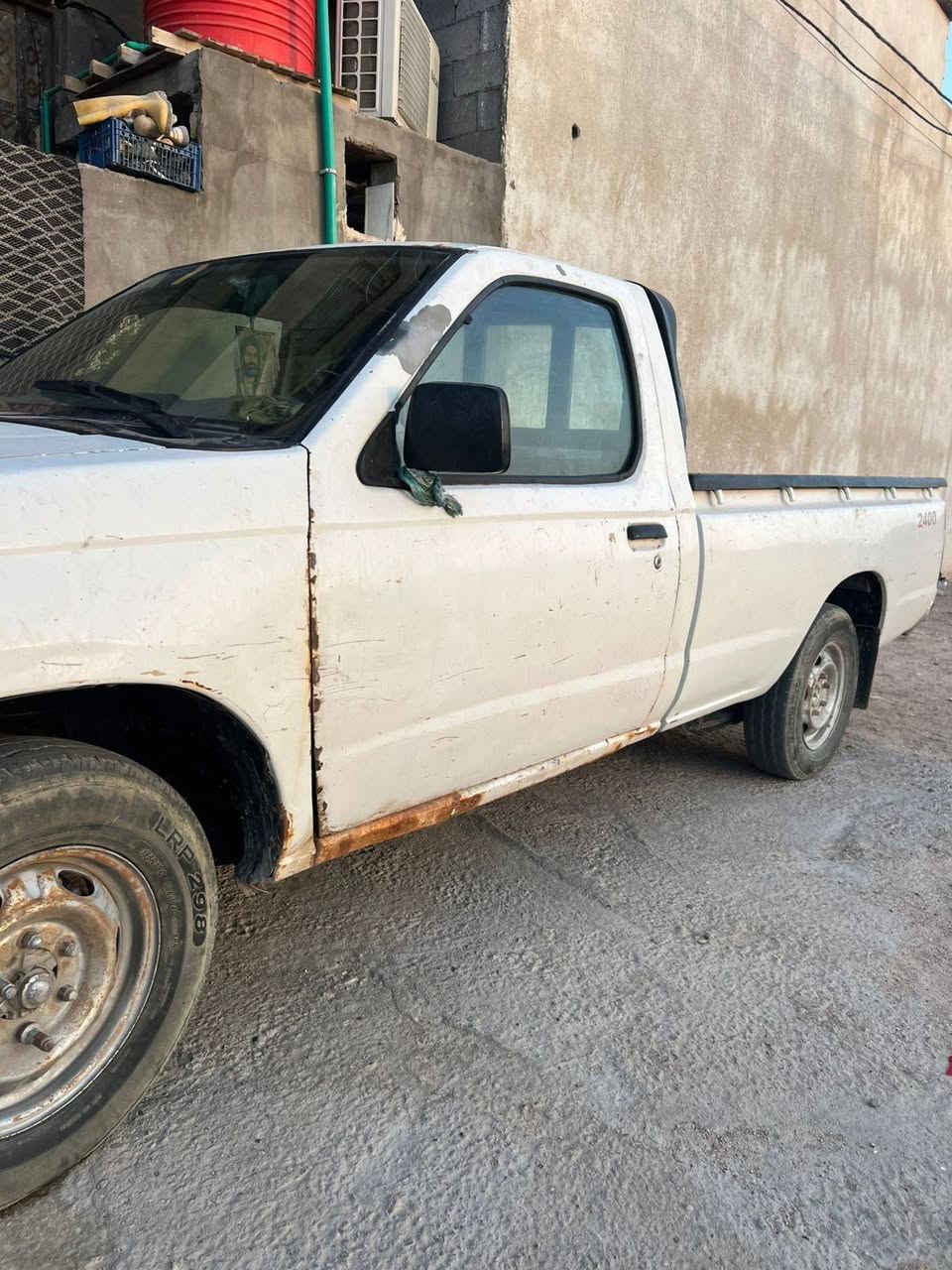 السلام عليكم بيك ام للبيع موديل 2002 مكينه جديدة حداديه جديدة شاصي نضيف ابسمي السيارة السعر 58 وبيها مجال تواصل فقط واتساب أو رقم ***********
