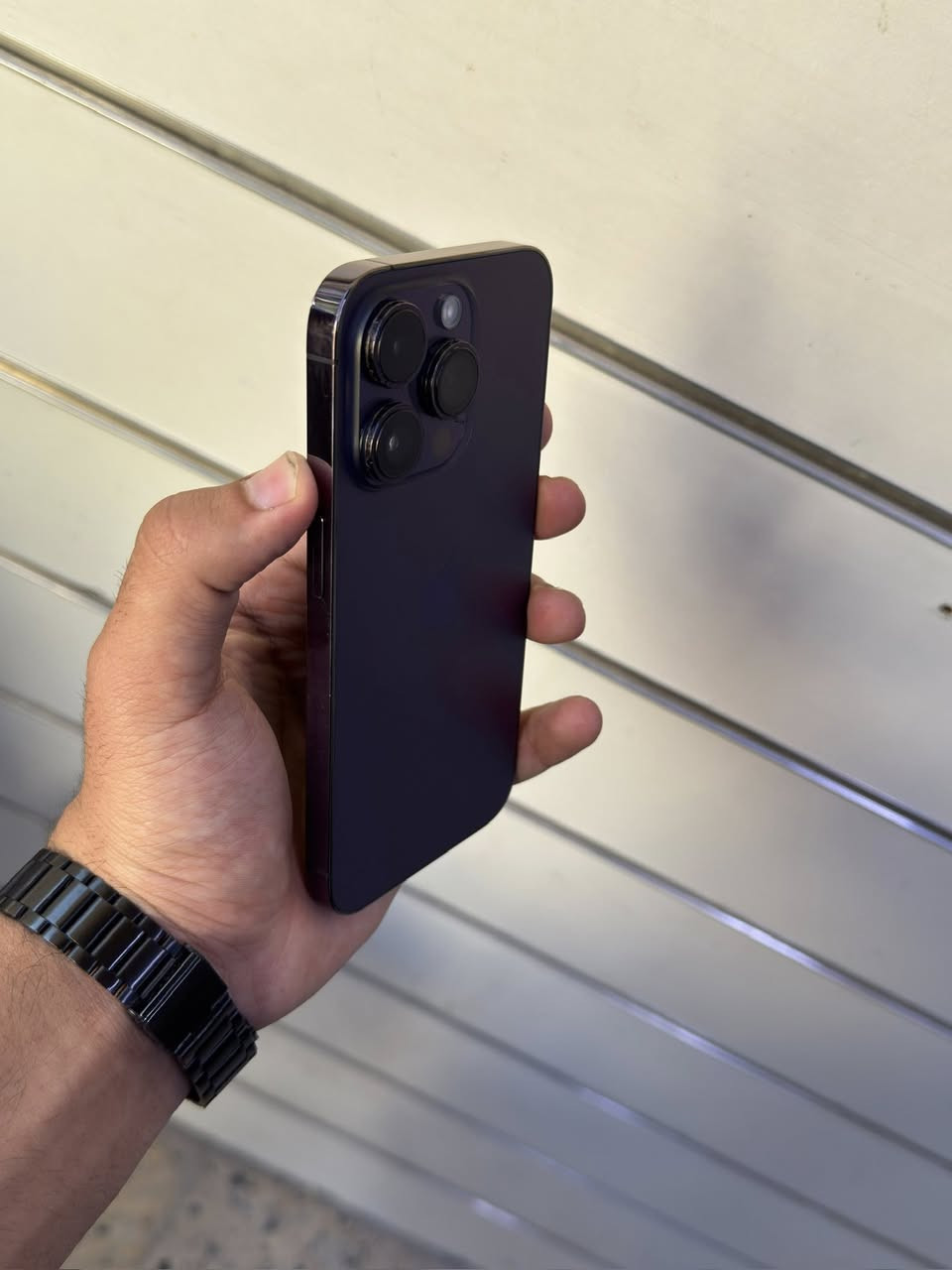 ايفون 14 برو ذاكرة١٢٨ دبل شريحه شرق اوسط
كله شغال مابي عطل مبدل شاشة فيس إيدي شغال بطارية ١٠٠ مابي اي عطل 
سعر 435 ألف مكاني نجف


**إذا كنت صاحب هذا الإعلان وتريد حذفه لأي سبب، رجاءا أرسل رسالة إلى الدعم الفني**