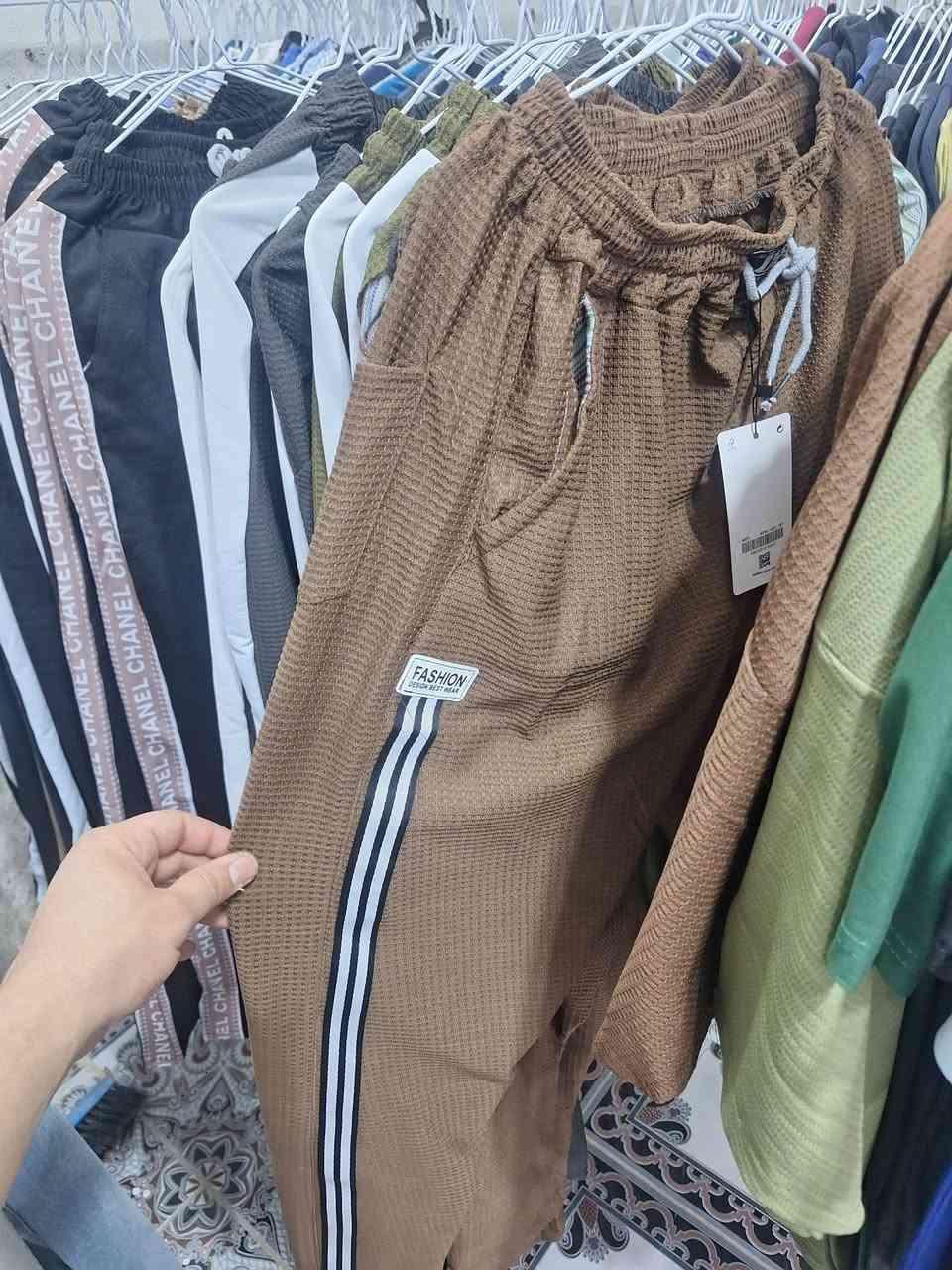 يالله توفر الجديد 
بجامه كصه حلوه بلنسياكه 
حجري وقطني خفيفه صيفيه وبارده 
وتيشيرت زارا حجري وقطني حلقه هاف  كل القياسات والالوان 
بس ب٥ الاف 
العنوان 
الزبيديه حي العسكري 
مقابيل بيت علي مصطاف


**إذا كنت صاحب هذا الإعلان وتريد حذفه لأي سبب، رجاءا أرسل رسالة إلى الدعم الفني**