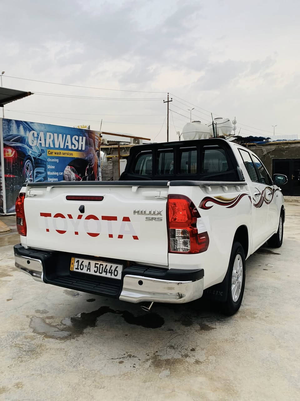 آللهم صلِ على محمد وآل محمد 
 تيوتا هايلوكس 
كويتي وارد الساير
موديل 2025 
رقم قادسيه دولي 
كفاله عامه بيهه فقط pdr بالجاملغ الخلفي موضح بالصور 
عداد المشي 25 الف فقط 
درع امامي 
بجم فول لد 
شاشه كامره حساس 
مكان السياره الديوانيه 
السعر 300 
للأستفسار 
***********
