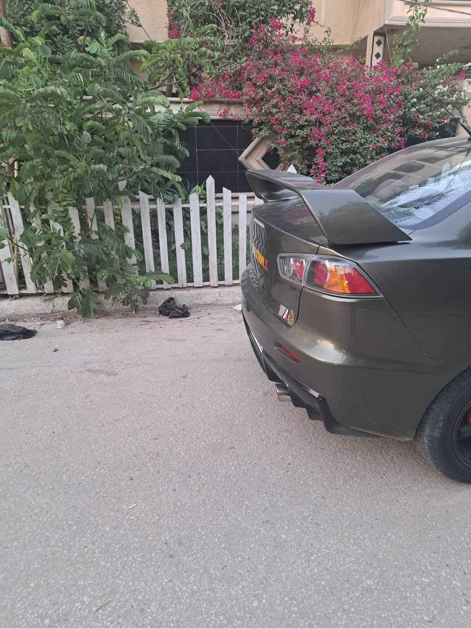 لانسر محرك ٢٠٠٠ جيتي صدر جديد تخم تاير جديد محدثة بالكامل فول مواصفات  رقم بغداد محدثة  بنيد  ودعاميات ودوس
لايتات زنون عالي ناصي  فول 

السيارة حلوة ومال جناي وحلوة 

عليها سستم سماعات وشاشة فول دمام ٨٣  وبيها مجال مكاني بغداد رقم بغداد باسمي 
سنوية ورقم جدد***********
لانسر محرك ٢٠٠٠ جيتي صدر جديد تخم تاير جديد محدثة بالكامل فول مواصفات  رقم بغداد محدثة  بنيد  ودعاميات ودوس
