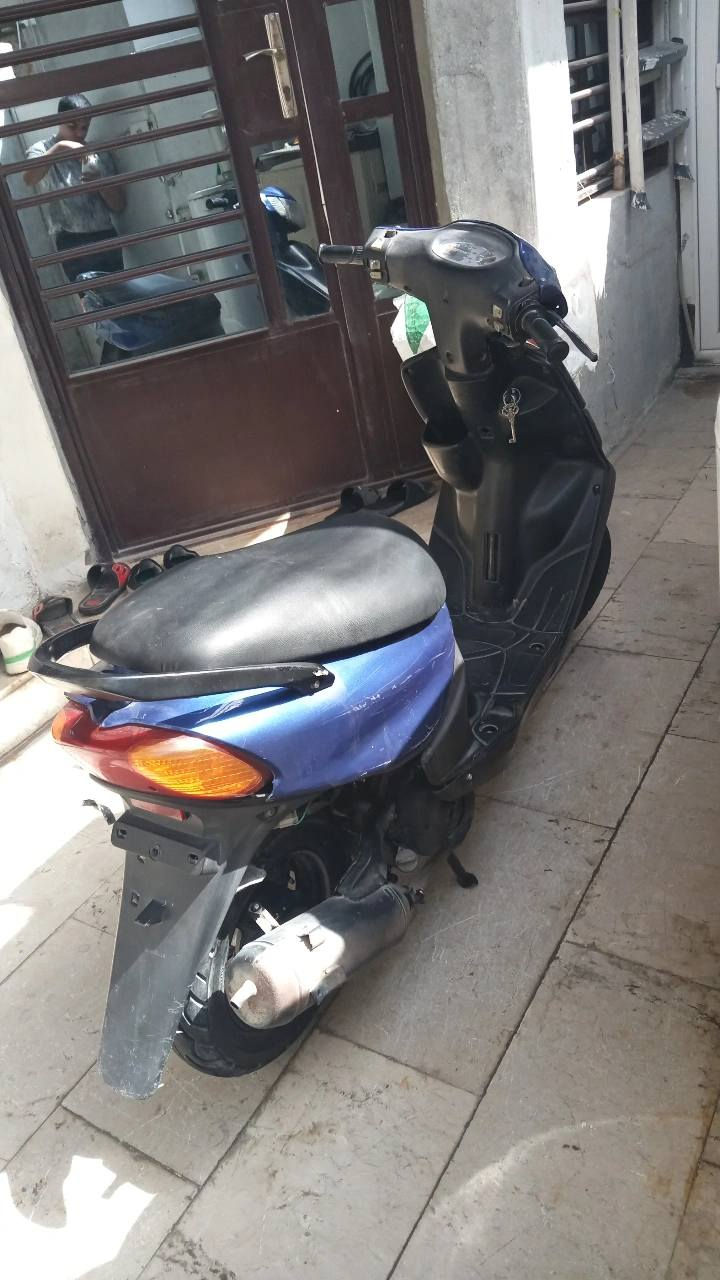 السلام عليكم 🤑
ماكس قجمه الدراجه أمانة الله مجفته مره وحده والدراجه 

علكيفي وياه مداريه بوشه 49 بلادي الدراجه نشطه

 

الدراجه كامله مكمله مكفوله كفاله عامه

 السعر 400،000  وبيه مجال  

 *********** 🤑 

مكاني بغداد الشعب حي البساتين🇮🇶
