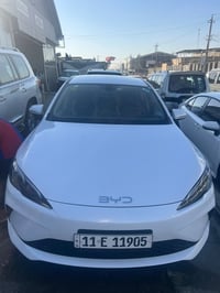 بي واي دي سيل5 زيرو ماشية 2000 فقط مغلفة ارضية وكشنات مدوشمة السيارة ك...