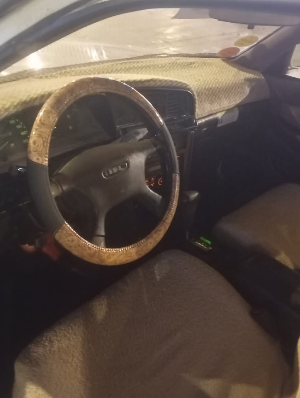 سلام عليكم للبيع كرسته مسطره 1991 مكفوله ونقل جثه وعيب شرعي نجف رقمهاالجديدمشروع وطني جاهزه من كلشي عنوان السياره ناصريه السعر 48    ***********
