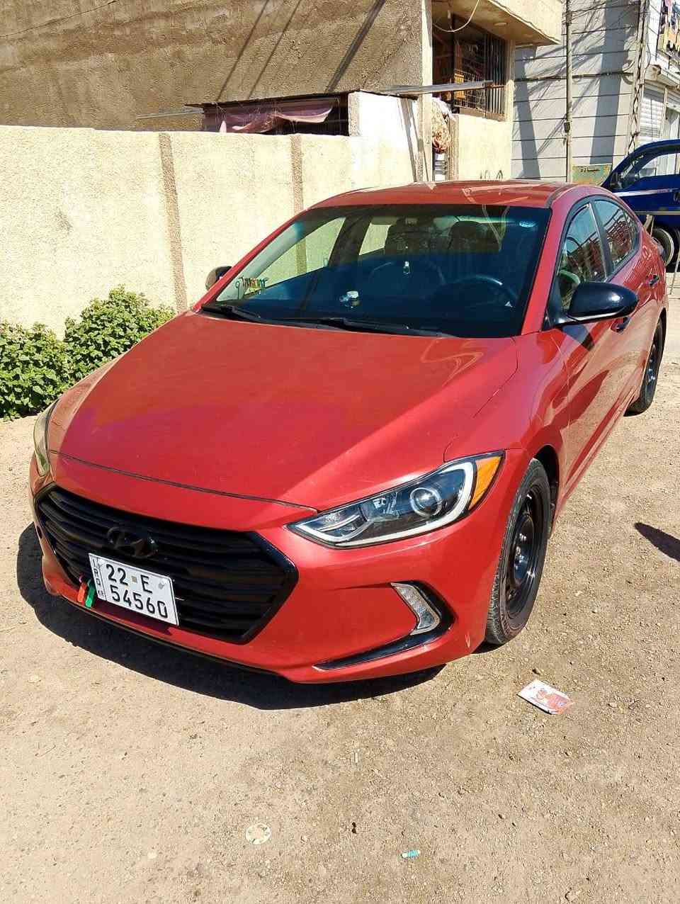 الانترا موديل 2017 سيار كير محرك صدر تبريد كامله ماشيه 135حادثها قبق الجنطه فقط صبغ قطعتين رقم اربيل الجديد بسمي وهزا جديدا بجم كبس بلادي سيار ترايها مال زيرو مكان بغداد حي اور سعرها 122 بيها مجال للشراي ***********  واذا اكو امراوس
