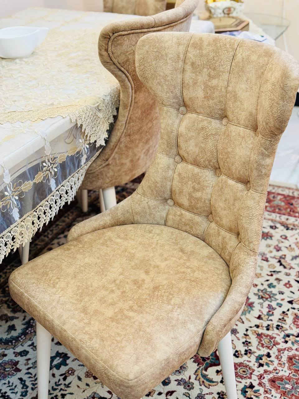 السلام عليكم
ميز طعام للبيع لغرض التبديل استعمال قليل جدا نظيف مابي اي عيب مع ٦ كراسي دوشمة السعر ٢٥٠ وبي مجال للتواصل على الخاص او على الرقم 
***********
