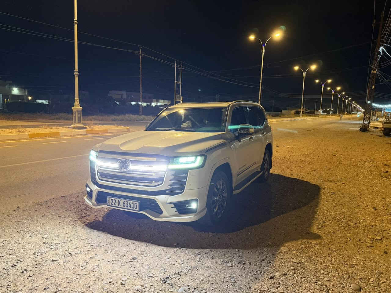 السلام عليكم 
للبيع لانكروز vx2022
فول الفول
مكفوله كفاله عامه من كلشي 
ماشيه47الف
رقم اربيل بسمي شرط التحويل
بيها كتاب تظليل 
العنوان صلاح الدين /تكريت /العلم
لاستفسار اكثر اتصل 
***********
