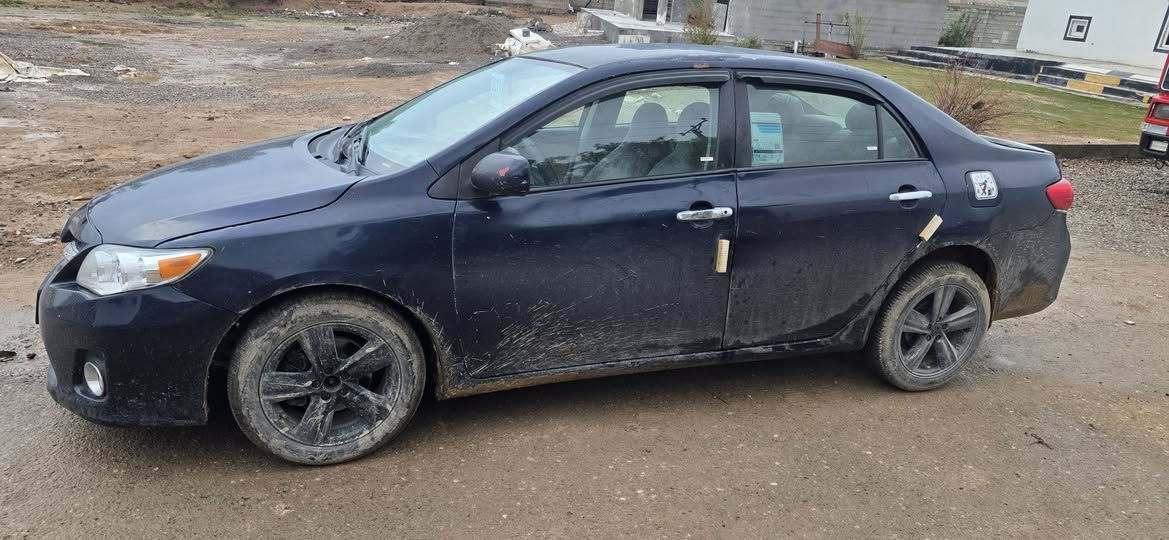 كورلا 2011 رقم دولي وارد أمريكي مصبوغه عام السعر 80 وبيها مجال للإستفسار ***********
