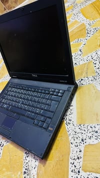 لابتوب DELL للبيعة جديد تدعم قرص تدعم طباعه ألعاب قويه سعره ١٧٠ او بيه...