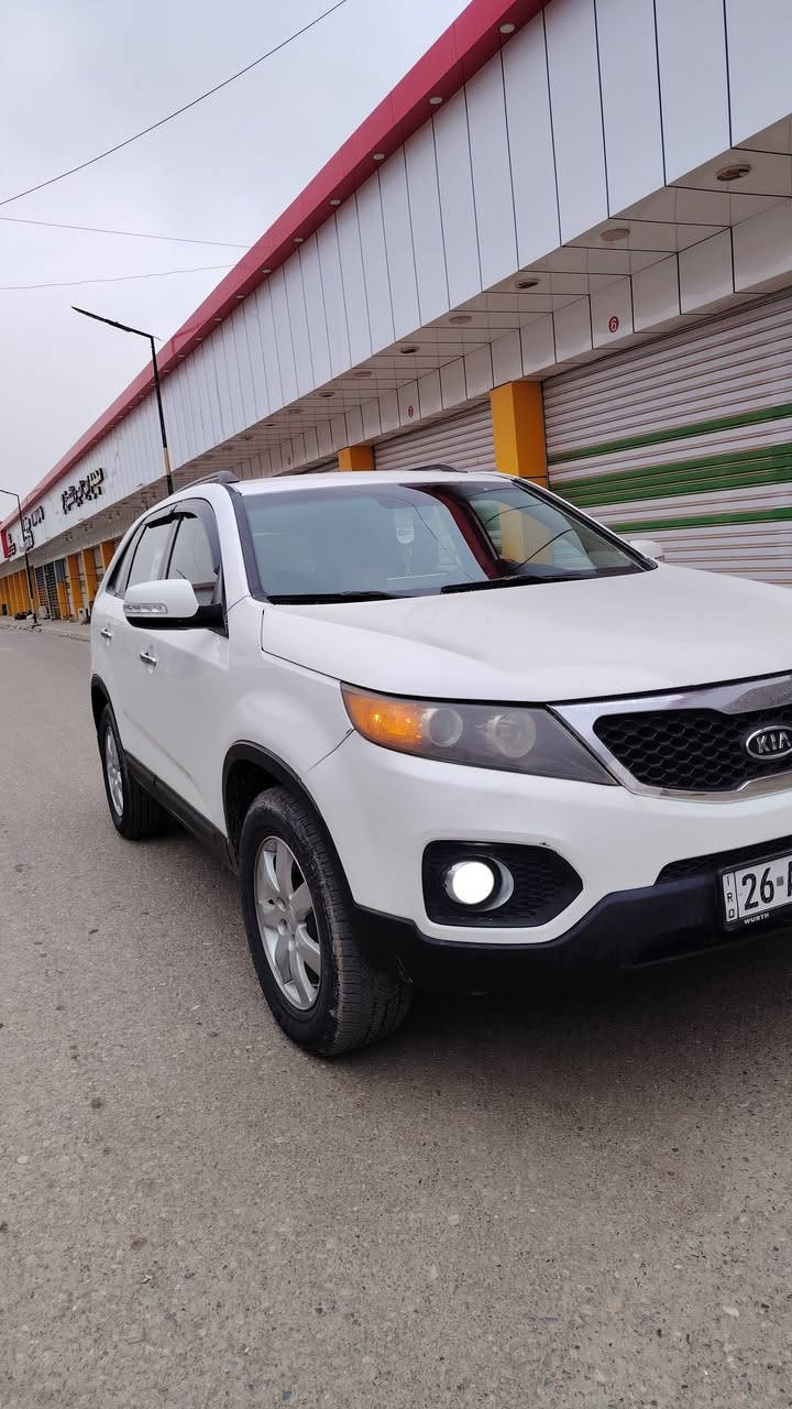 السلام عليكم
سورنتو موديل 2012  رقم صلاح الدين دولي سنويه لل 2030 
خمسه راكب 
محرك 2400 
كير توماتيك 
تبريد تدفئه شرط 
للون ابيض  
سياره جاهزه من كلشي 
صور  ضرر وسونار موجوده بالمنشور 
مكاني شرقاط 
سعر 124 وبيها مجال لشراي  بيع فقط 
***********
