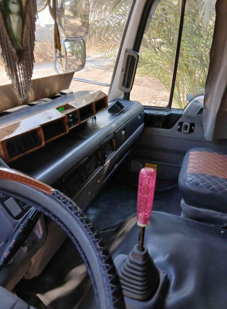 سلام عليكم هينو لبيع طيره سته وربع بلادي مكينه 70عادي لا صرف ولا تبخير سياره جاهزه كبل لعمل رقم ***********
