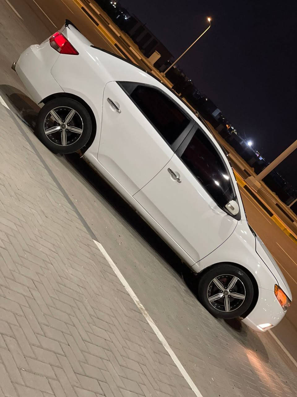 فوووول مواصفات خليجي مكينه دوش موديل 2013 العنوان البصره استفسار *********** وكلشي
