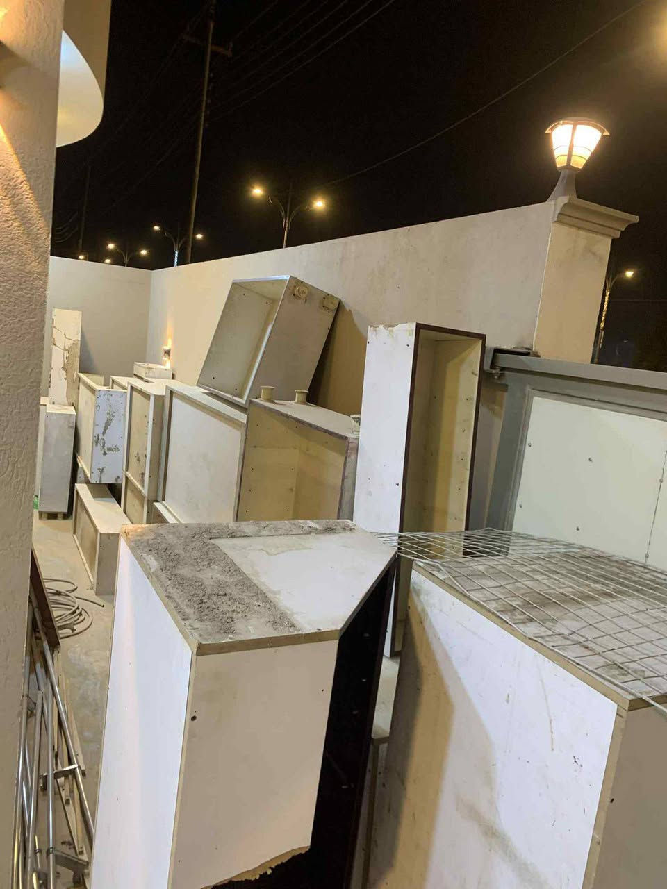 للبيع
***********
