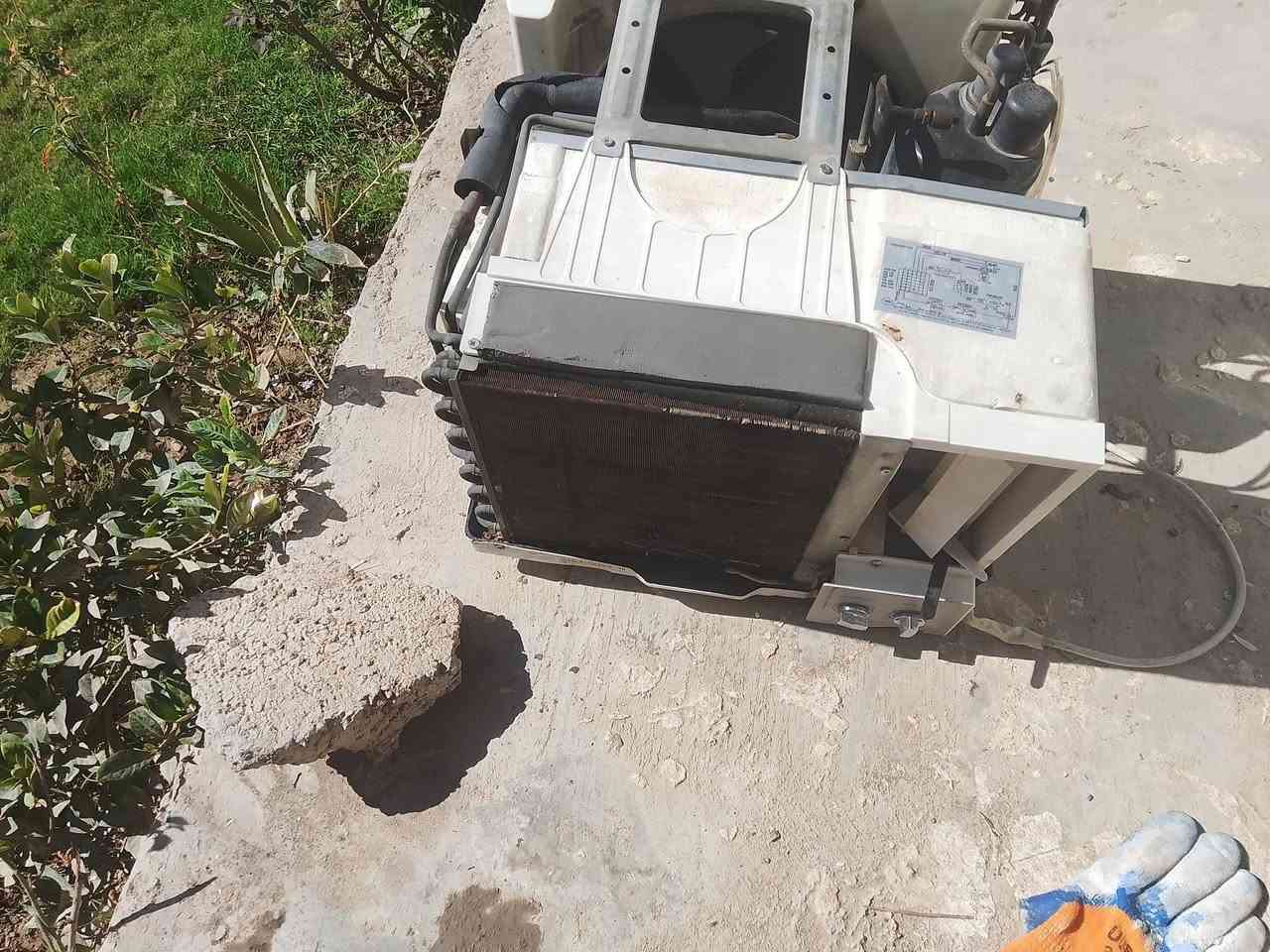 مكيف طن واحد ميديا موسم واحد مشتغل   يسحب 3 امبير ثلج سعر 125 الف مكاني الراشدية  السادة البوحياة ‏‪0781 222 3501‬‏وتساب
