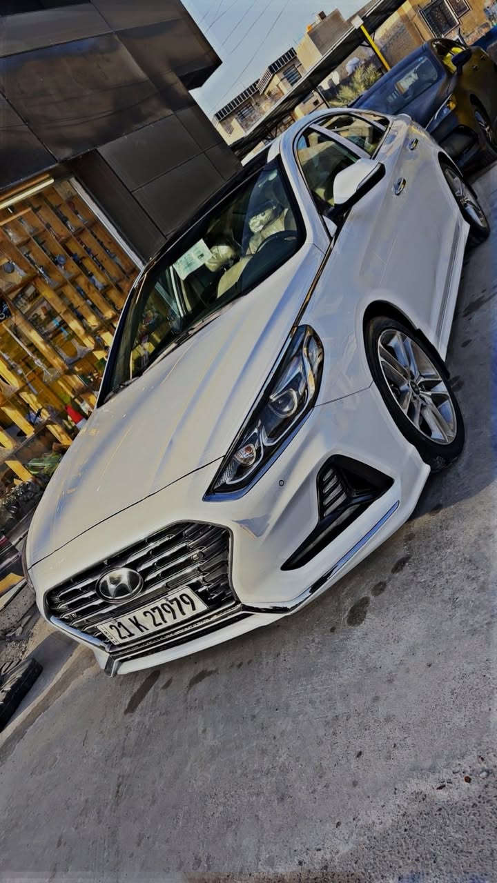 سلام عليكم للبيع او المراوس حسب القناعه سوناتا مديل 2019 خليجي مكفوله من الصبغ والضربه السياره فول للاخير 
ماشيه 65 كيلو حقيقي مكينه 2400 دوش العنده مراوس يدزلي مكان السياره بغداد ع واتساب ع هذا الرقم 
***********
