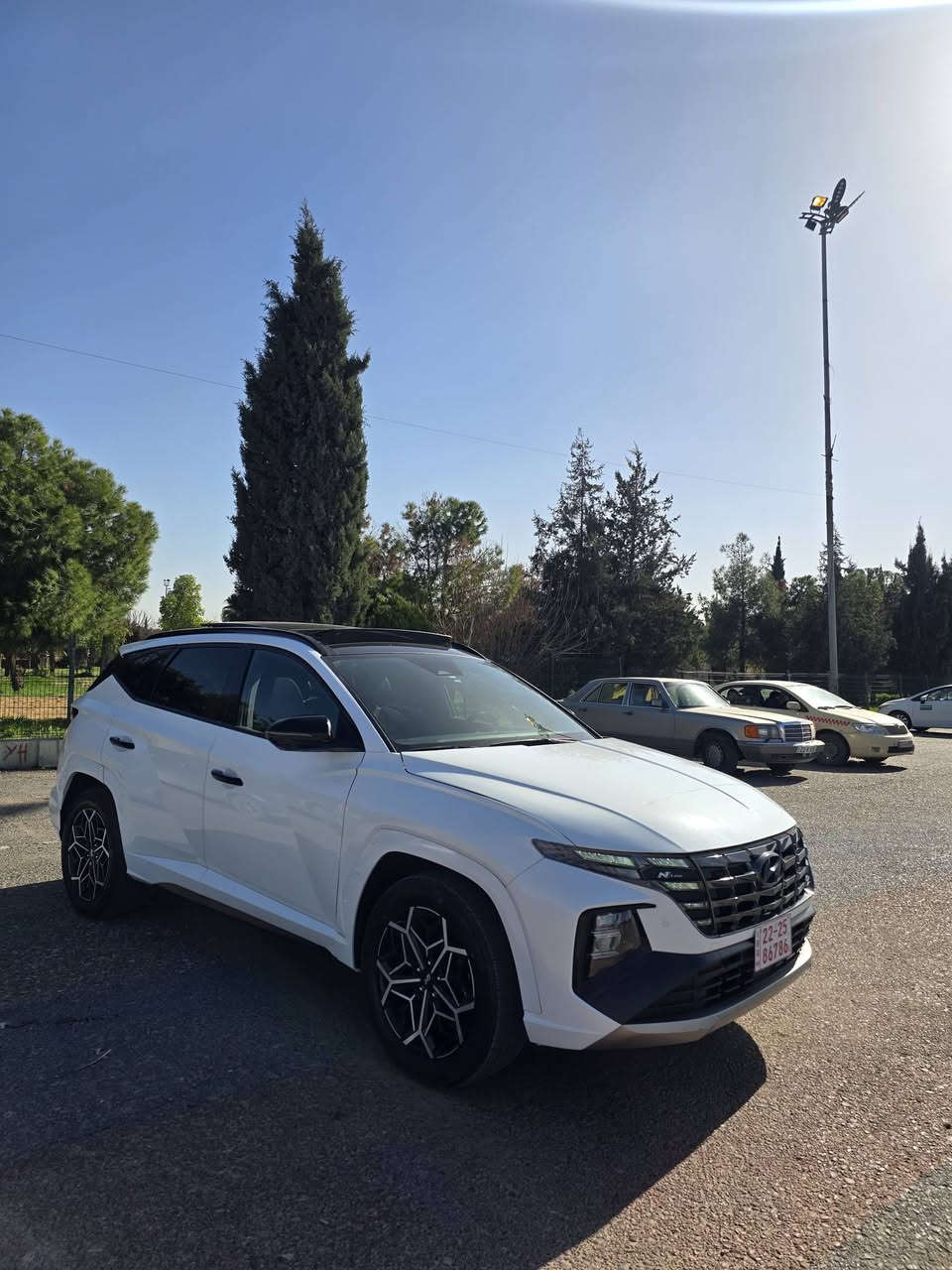 السلام عليكم
توسان 2023 NLine  ان لاين بلاك ادشن بيلادى 
لون السياره ابيض لؤلؤي 
المواصفات .N Line
صورحادث داخل المنشور 
ماشيه 24 الف
1- بصمة تشغيل 
2- بصمة ابواب لمس دخول ذكي 
3- بنوراما على طول السيارة 
4-ويل حجم 19 NLine
6- كامرات مع الاشارة 
7-  شفتات ستيرن 
8-  تدفئة كشنات 
9- كشنات جلد وشامو
10- كشنات كهرباء 
11- اضواء محيطية 67 لون اختياري 
12- كشنات خلفية هيتر 
13- مرايات تعتيم ذاتي 
14- ابل كار بلي 
15- اندرويد اوتو 
16- شاشة دجيتل 3 اشكال للقيادة 
17- اشاير ترحيب 
18- اضواء امامية LED زنون 
19- اضواء خلفية LED
20- هوك خلفي 
21- فول اوامر صوتية 
22- جامات اوتو 
23- قطعتين تبريد 
24- اشارات ب المري
25- كير دكم 
26- شفتات ستيرن 
27- تحكمات ستيرن 
28- السيارة فور ويل 
29- محرك 2500 المرغوب 
30- هاند بريك بصمة 
31- شحن واير ليس 
32- منافذ شحن 
33- اوتو هولد 
35- السيارة اوتو بارك 
36- حساسات امامية 
37- حساسات خلفية 
38- كير AT المرغوب 
39- رادار امامي رادار خلفي رادار جانبي 
40- نقطة عمياء 
ضرر سياره قطعتين 
رقم شاصي KM8JCCAE3PU173632
مكان السياره اربيل رقم وتساب ***********
ااطلب اسعر يتم الرد
