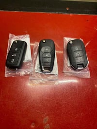 بصمات • ٣ قطع • اكسسوارات سيارات