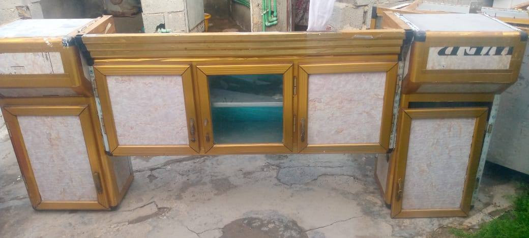 سلام عليكم كاونتر للبيع نضيف احسن من صوره بس فطر بلمرمره للتفسار ***********
