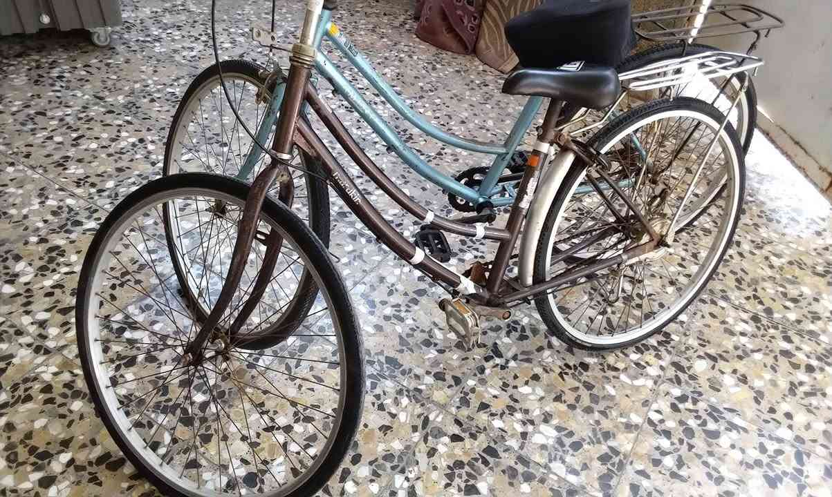 بايسكلات عدد 2 باله ياباني سعر الواحد 45 وبي مجال الاحسينيه منطقه الوند


**إذا كنت صاحب هذا الإعلان وتريد حذفه لأي سبب، رجاءا أرسل رسالة إلى الدعم الفني**