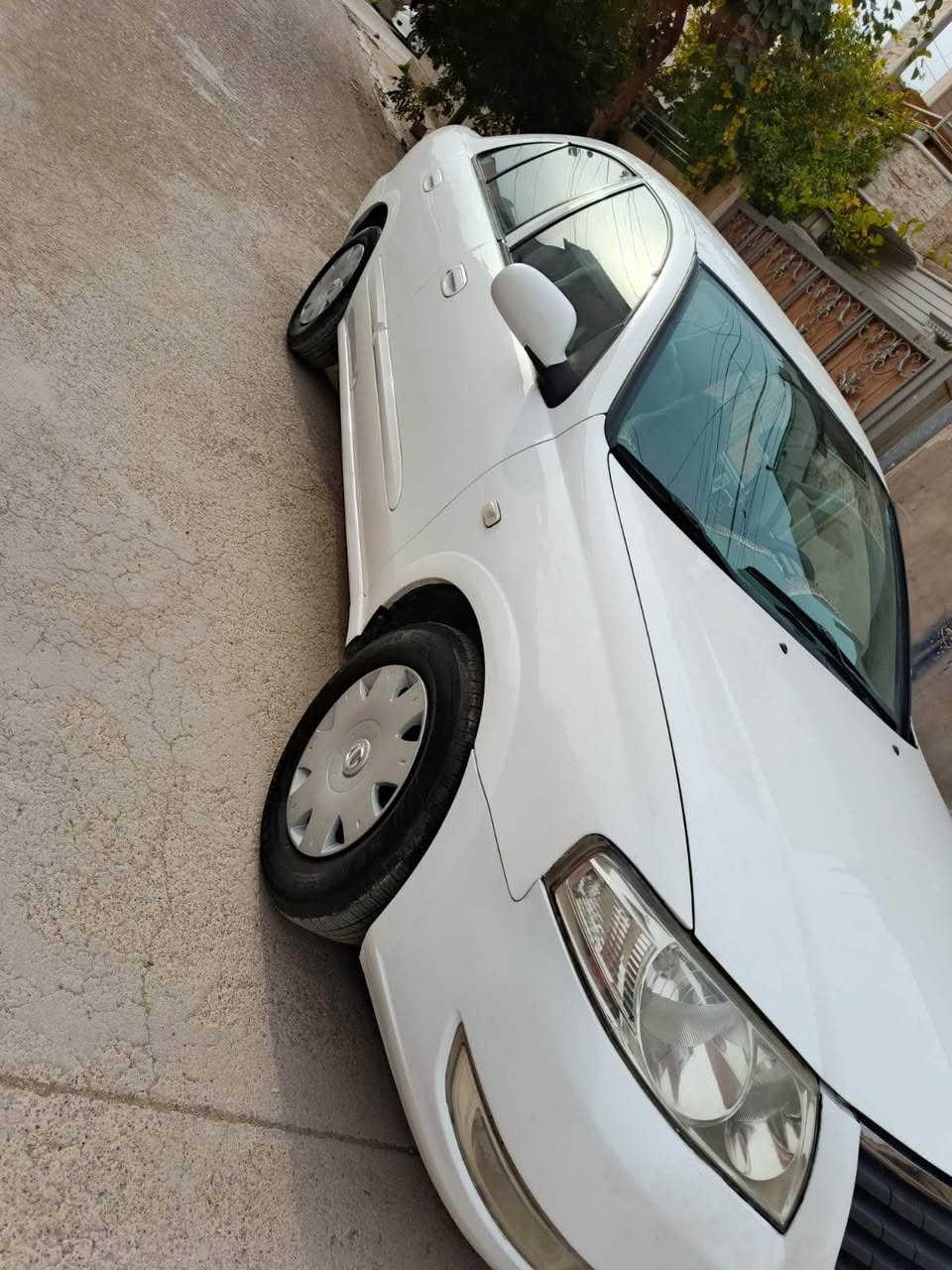 نيسان صني2011 
مكينة ابيض مرغوب 
شاشة ايپاد 
بطاقة بنزين موجود 
سنوية جديد لحد 2030 
هزة جديد 
اربع طايرات جديد 
تخم صدر أمامي و خلفي جديد 
سعر 102$مجال بسيط
*********** كركوك, العراق
