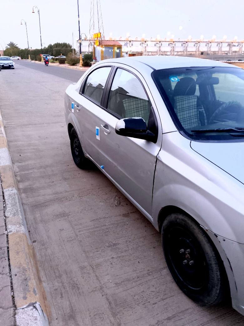 بسم الله الرحمن الرحيم 
من رخصة الادمن المحترم 

السلام عليكم للبيع افيو وارد امريكي موديل 2011 رقم بغداد مميز مشروع وطني باسمي تحويل مباشر سنويه للـ29 كير محرك نضيف غير مفتوح بلادي محرك 1600 كير اوتوماتك 

 السعر 50 وبيها مجال بسيط للاستفسار الاتصال ***********
