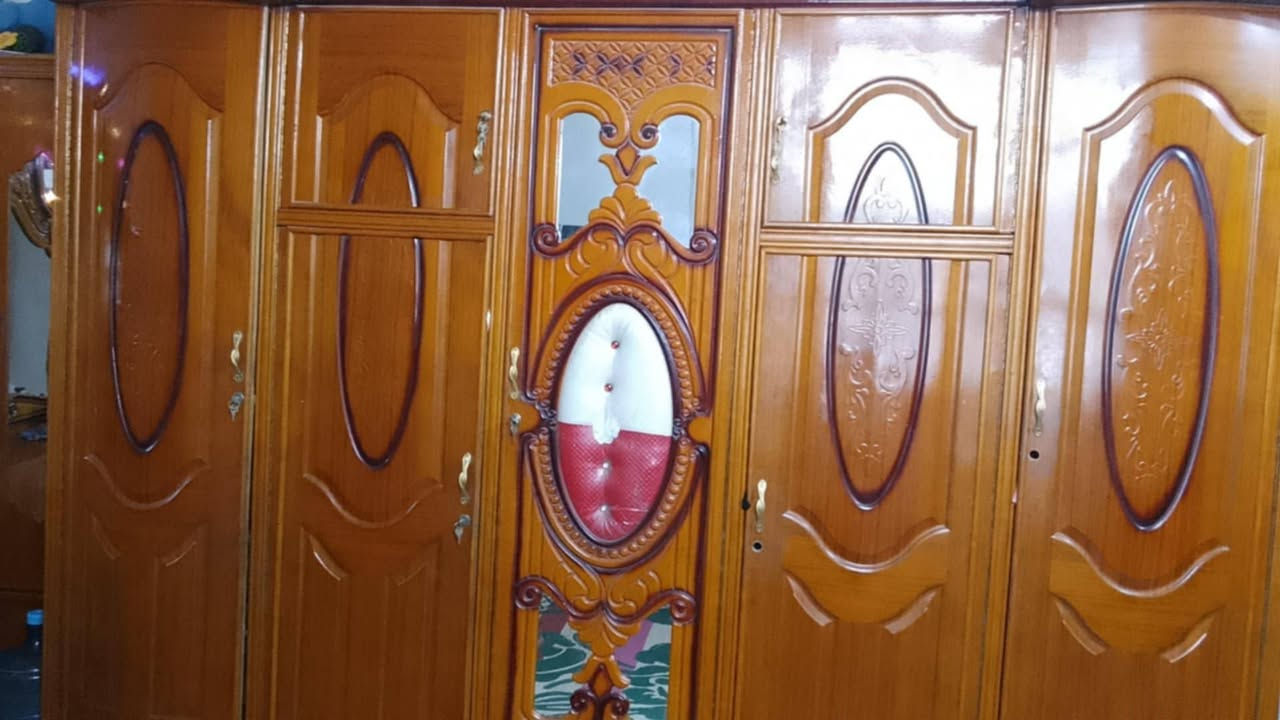 غرفه نوم لبيع نقص جربايه سعر 450وبيه مجال ***********
