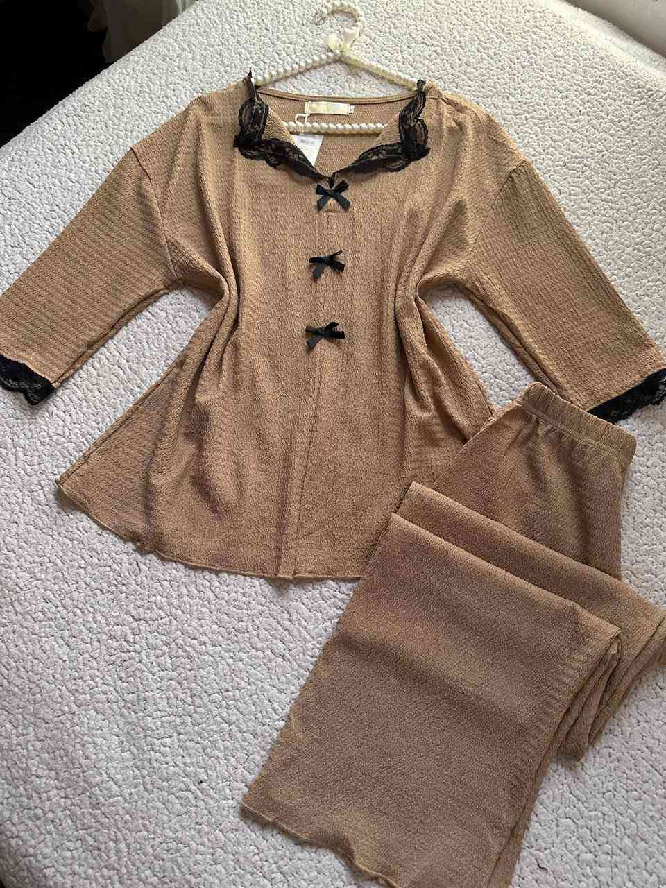 قياس ( XL - 2XL - 3XL ) 
السعر 120 الف
قماش كريشة اوربية قطن درجة اولى 
الدرزن 4 الوان استندر


**إذا كنت صاحب هذا الإعلان وتريد حذفه لأي سبب، رجاءا أرسل رسالة إلى الدعم الفني**