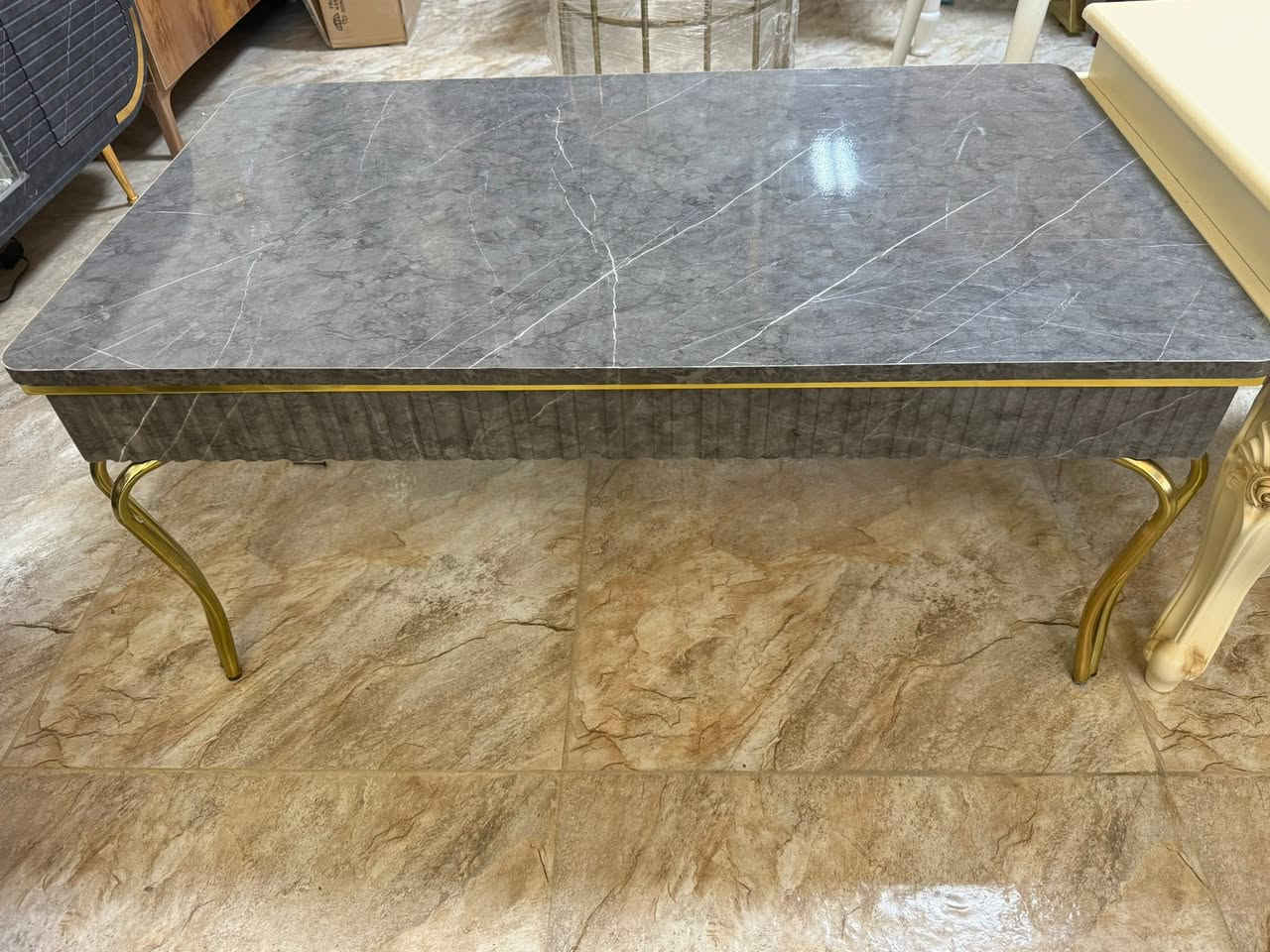 طبلات وسطيه فقط. 
انتظرونا.  عروض جديده. 
هناك خدمه توصيل 🚚 الطلبات


**إذا كنت صاحب هذا الإعلان وتريد حذفه لأي سبب، رجاءا أرسل رسالة إلى الدعم الفني**