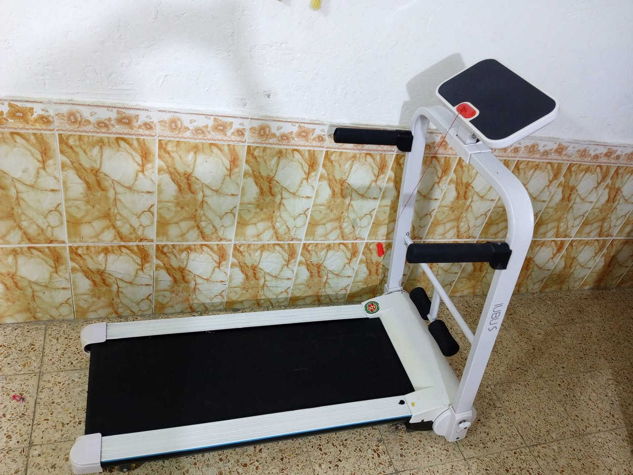 جهاز مشي كهربائي مستعمل قليل السعر 200.000
الموقع البصره الحيانيه
 التواصل على الواتساب او الرقم 
***********
