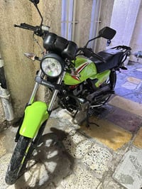 دراجه شاينك جديده شخط مابيها استعمال قليل كلش ماشيه 4الف يعني زيرو  بي...