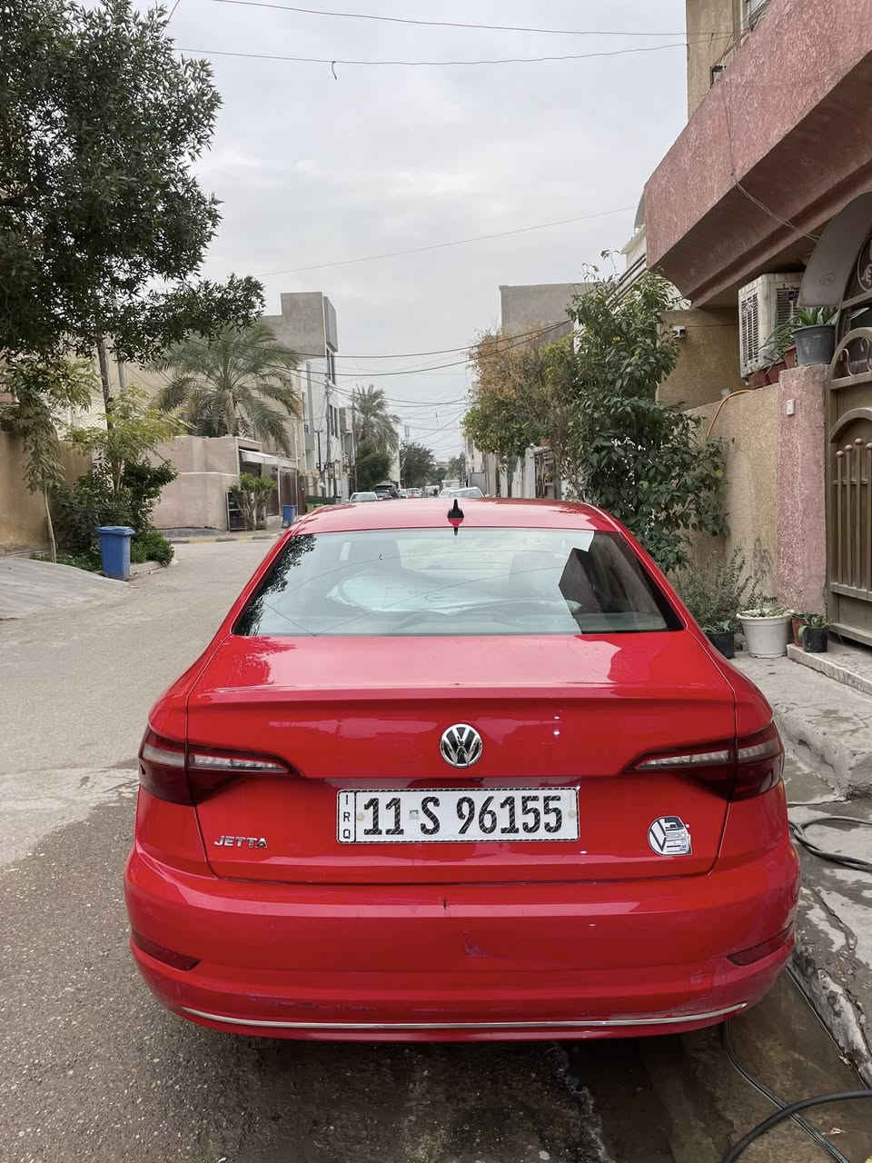 فولكسواكن جيتا 2020 سيارة نضيفه كير محرك خير من الله  شواصي بلاد مصبوغه حزام ماشية ١٠٩ تخم تاير جديد كامل حادثهة موضح بل صور وبيهة هسه شويه رصعات السيارة كامله الحمد لله بس مشكله وحده بيهة اللد النهاري واللد كامل يعني المازدة اليمين طافيه عدل الاشارة شغالة السعر 116 وبيها مجال ان شاء الله مكاني بغداد السيدية رقمي *********** موجود واتساب
