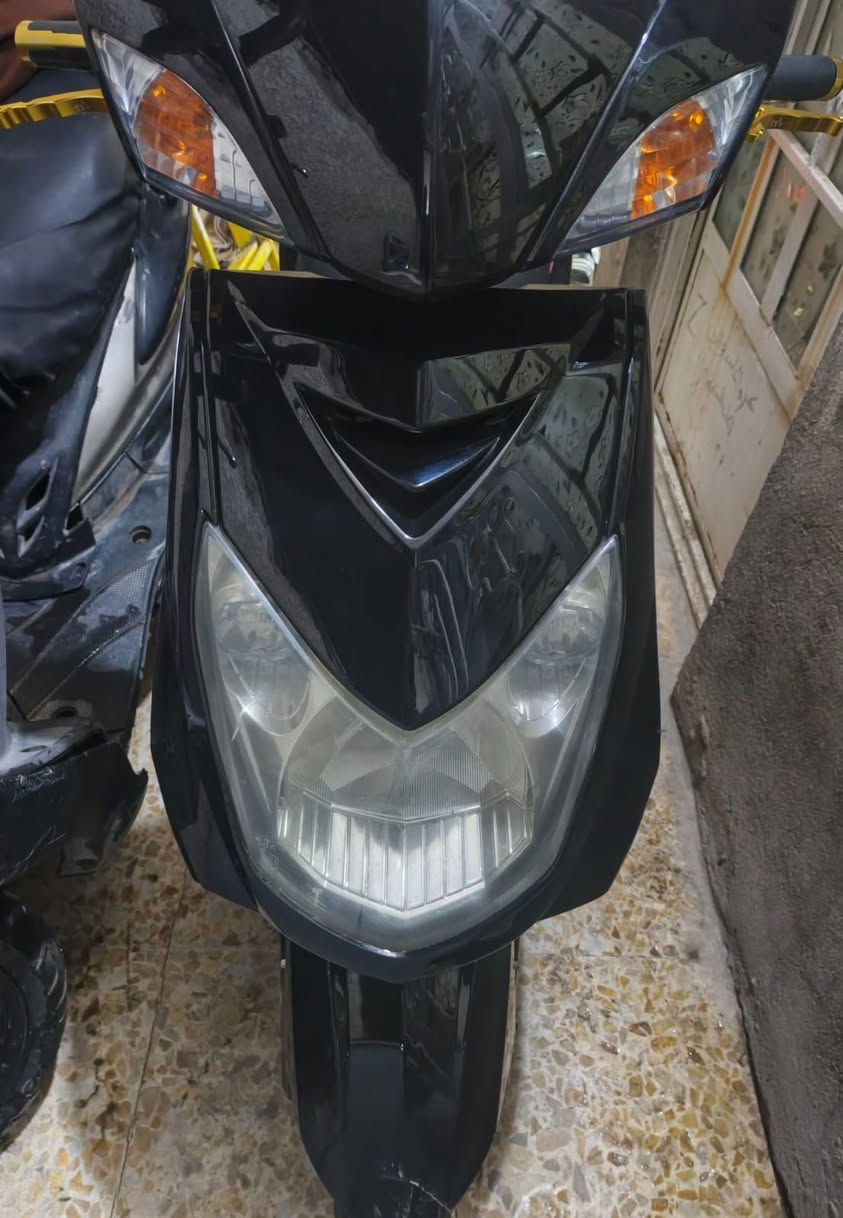 سلام عليكم دراجة سكنس فحل مرتبة ونضيفة شلعة معدل فول مفتوحة مرة واحدة والدراجة خير من الله السعر 600 وبيهة مجال مكاني بغداد الشعب ***********
