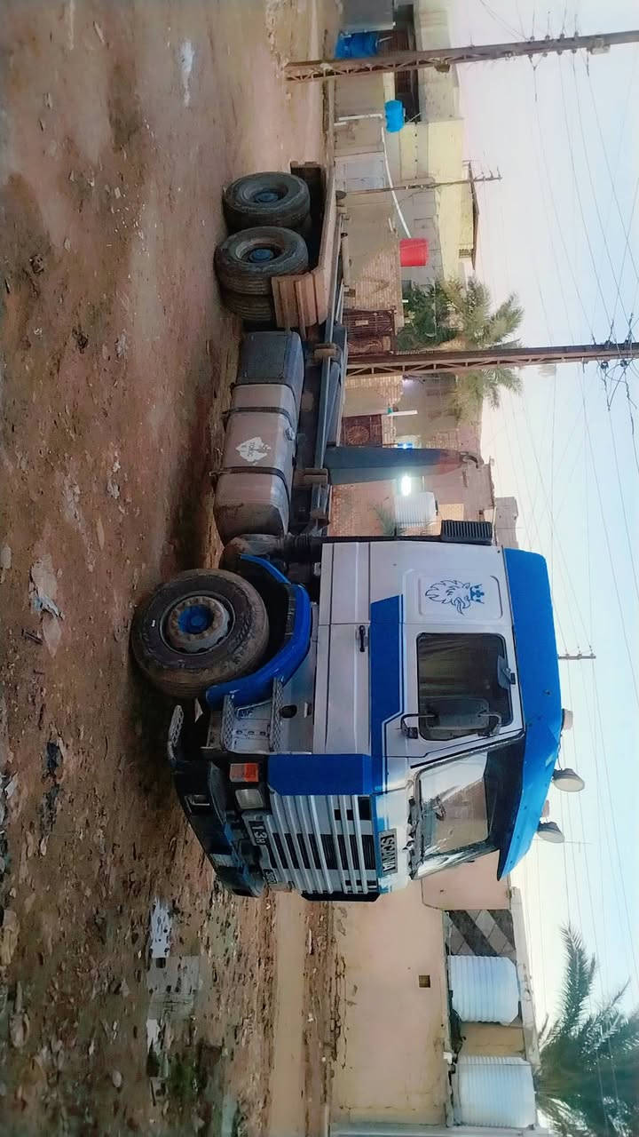 سلام عليكم سكانية ل بيع 113مسجلة عل رشيد مكفولة عدة تطوالة ***********
