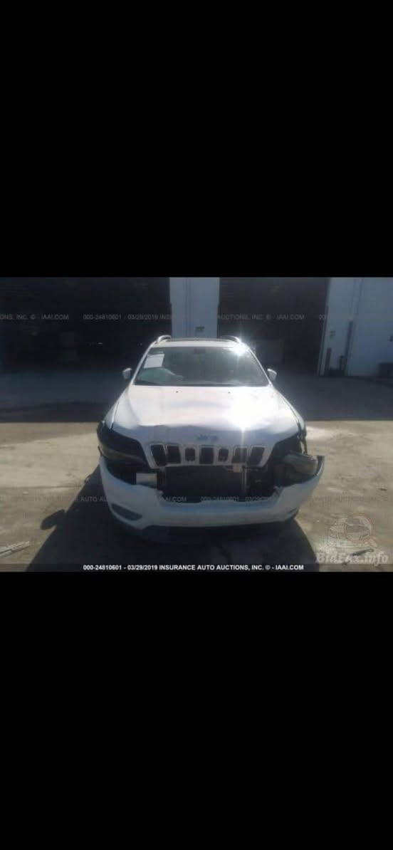 جيب شيروكي 2019 لمتد
معوقين ومنتهيه مدتهه للبيع او المراوس حسب القناعة مكاني ناصريه 135$

***********

@إشارة
