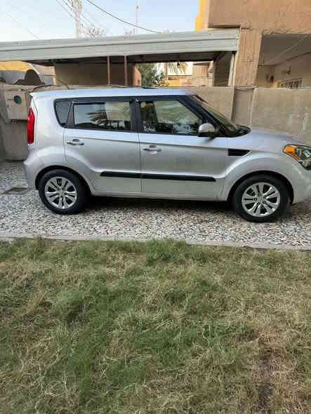 كيا صول 2013 مكينه 2000 دوش سياره فول مواصفات 1/1 بصمة تشغيل بصمة أبواب فتحة سقف داخل جلد لونين بلادي شاشه كبيره كأمره خلفيه كشنات تدفئه تبريد لدات خلفي امامي أشاير مري أنارة سماعات داخليه 7 ألوان شاحنة بصمه كاري بلي بلاد تحكمات شفتين نظام أيكو نظام تبريد بيانو شاشه لمس رقم بغداد باسمي سياره صارلها ٣ سنوات يمي استخدام شخصي مكينه كير تبريد مكفول تخم تاير جديد سياره ع آخر حبايه مالت جناي السونر مرفق بالمنشور السعر 100 $ ورقه ***********
