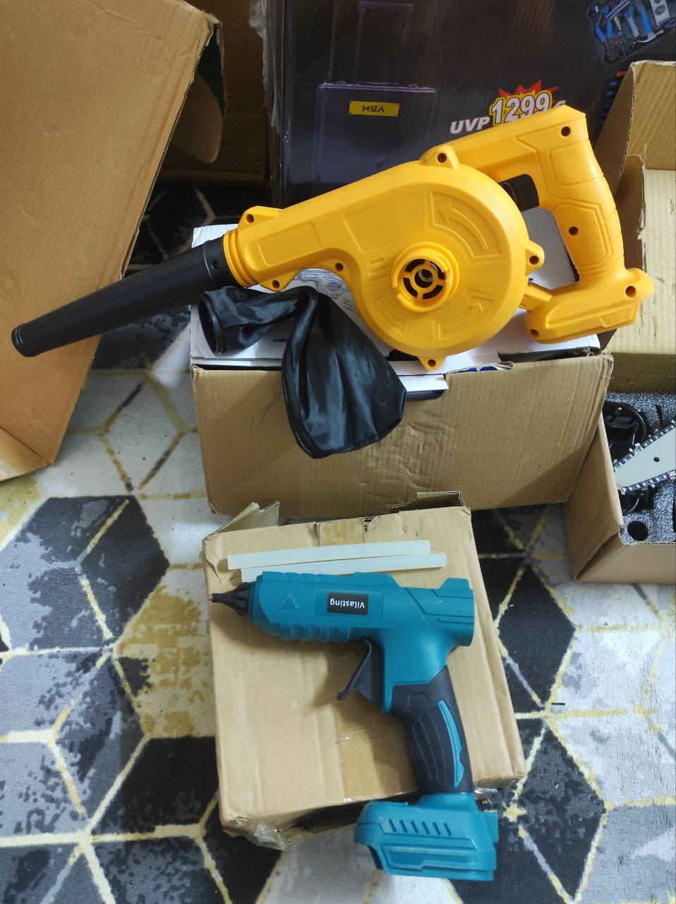 شلعة 3 اجهزة  ب 25 الف
نقص بطاريات


**إذا كنت صاحب هذا الإعلان وتريد حذفه لأي سبب، رجاءا أرسل رسالة إلى الدعم الفني**