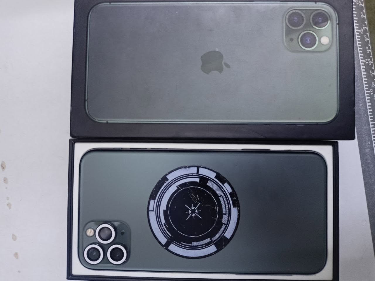 📱 للبيع iPhone 11 Pro Max
✅ سعة 256GB�✅ بطارية 87%�✅ دبل شريحة (Dual SIM)�✅ محدث لآخر إصدار iOS�✅ الكاميرات ممتازة جداً وتصوير احترافي�✅ Face ID شغال 100%�✅ الجهاز نظيف جداً وخالي من الأعطال أو الصيانة�✅ استخدام شخصي ومحافظ عليه
الجهاز جاهز للفحص بأي وقت، والجاد بالشراء يراسلني خاص.
💰 السعر: (350قفل غير قابل للتفاوض 

معاه هدية فريز


**إذا كنت صاحب هذا الإعلان وتريد حذفه لأي سبب، رجاءا أرسل رسالة إلى الدعم الفني**